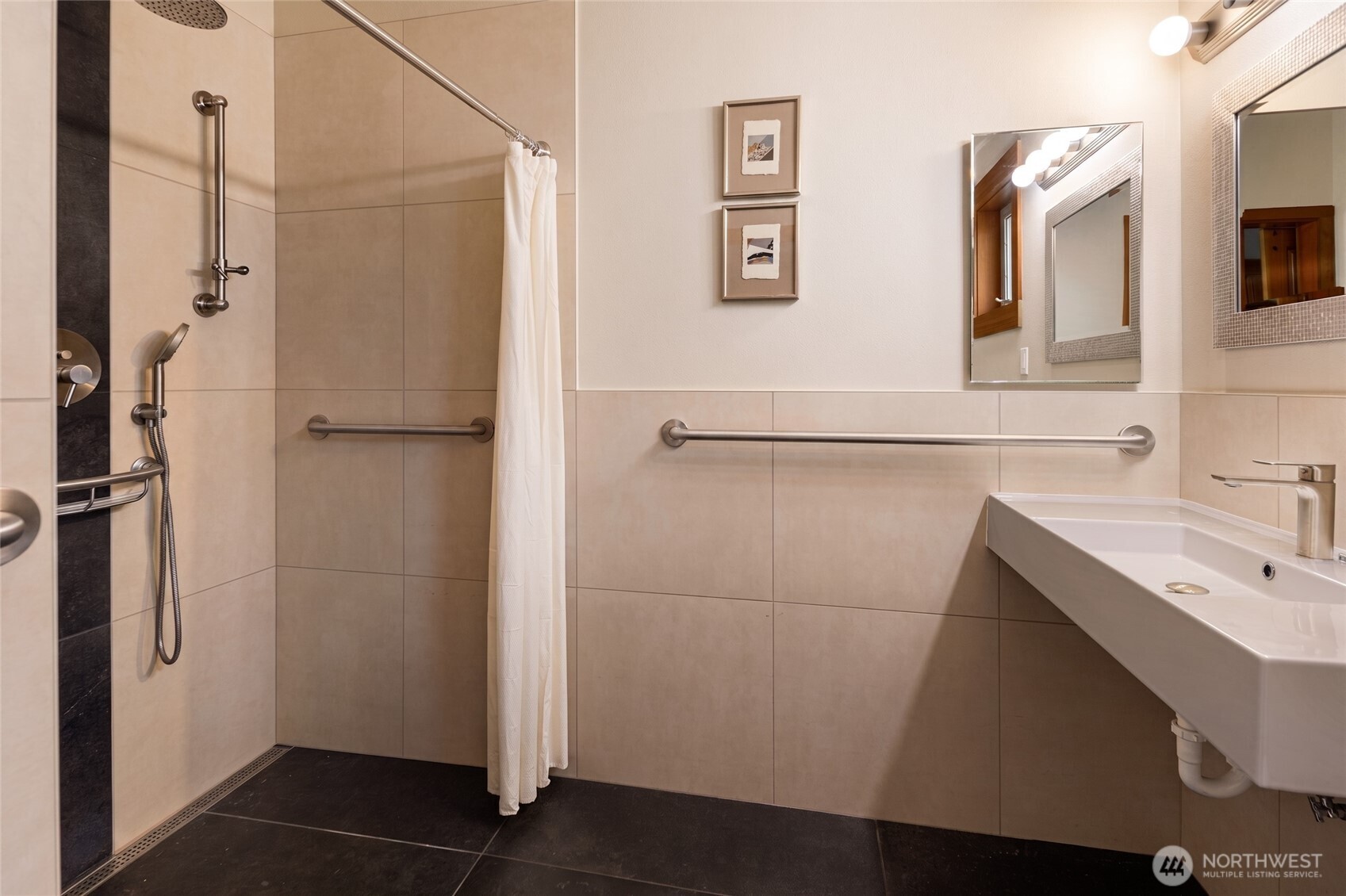 475 Perry Place, Unit 7 Friday Harbor, WA 98250 - Photo 20 of 33