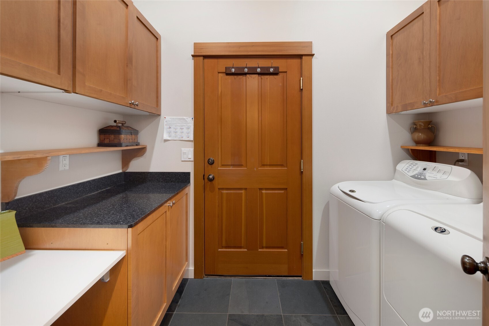 475 Perry Place, Unit 7 Friday Harbor, WA 98250 - Photo 22 of 33