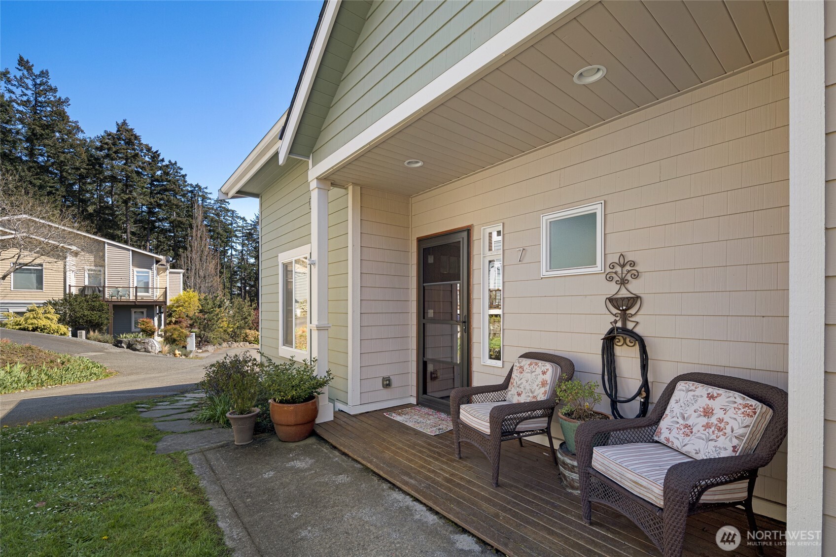 475 Perry Place, Unit 7 Friday Harbor, WA 98250 - Photo 26 of 33