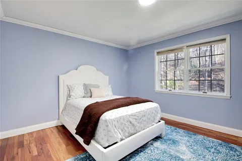 $2,899,000 | 50 Davis Lane, Roslyn, NY 11576