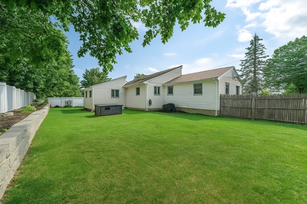 36 Huggins Road Rockland, MA 02370 - Photo 2 of 21 Gallery Image 2