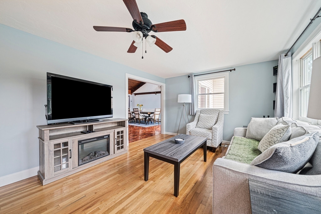 36 Huggins Road Rockland, MA 02370 - Photo 5 of 21 Gallery Image 5