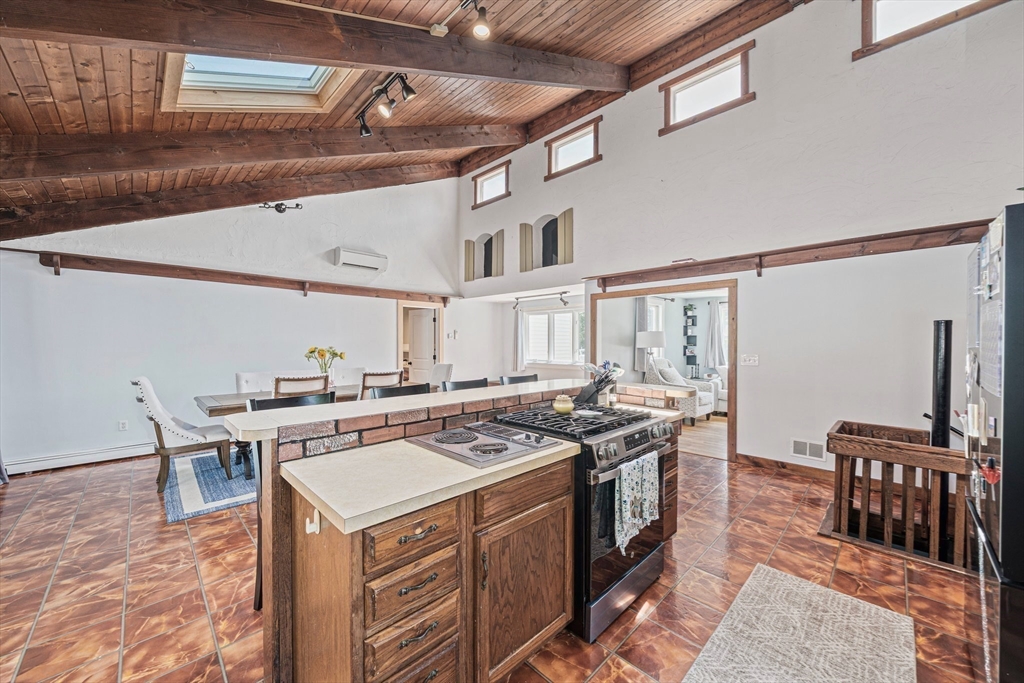 36 Huggins Road Rockland, MA 02370 - Photo 9 of 21 Gallery Image 9