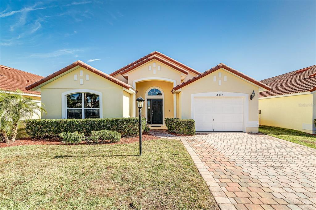 348 Robin Road Davenport, FL 33896 - Photo 4 of 43