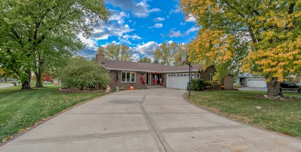 $459,900 | 1605 South Regan Road, New Lenox, IL 60451