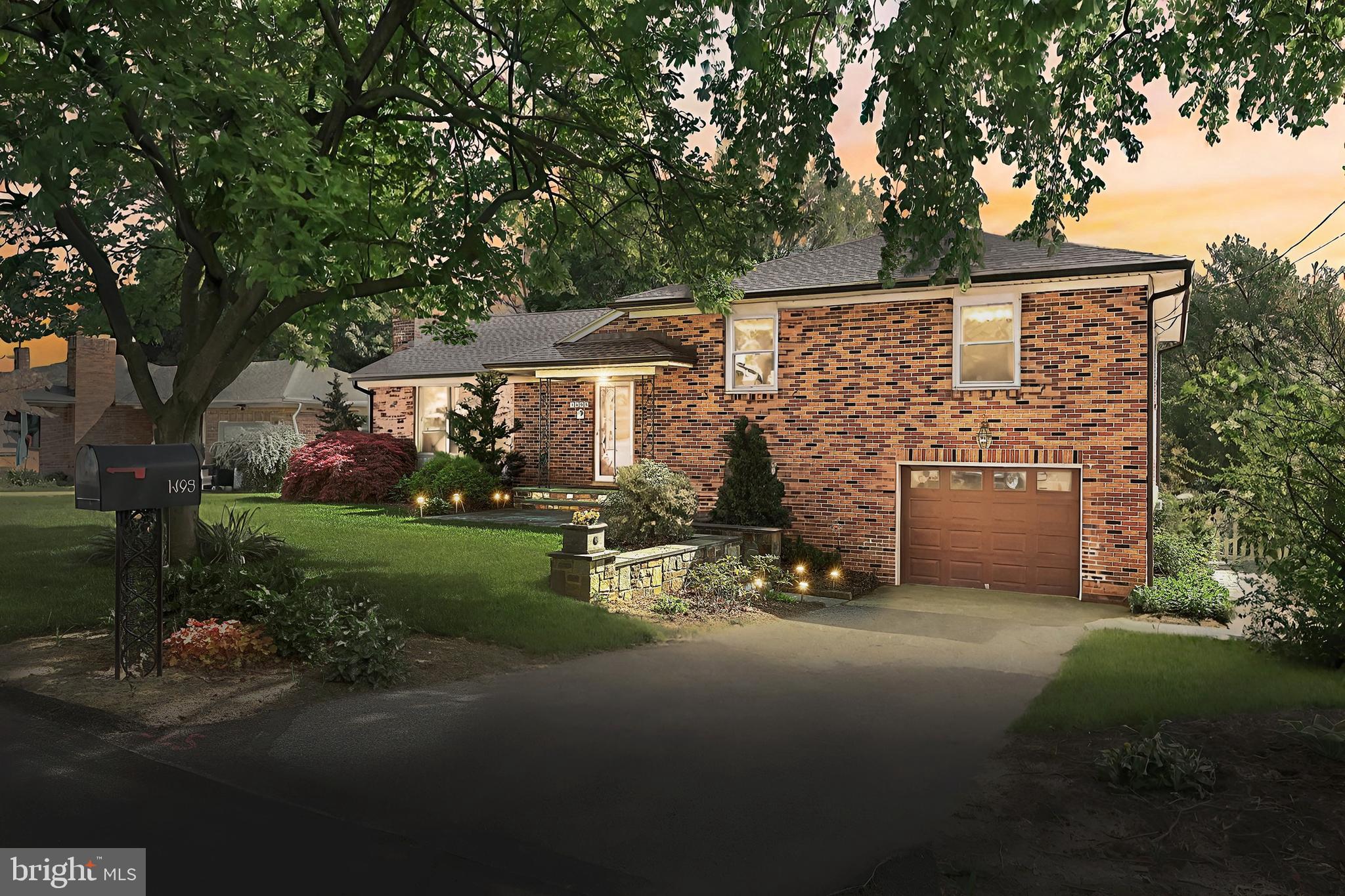 1495 Bonbar Road York, PA 17403 - Photo 2 of 43 Gallery Image 2