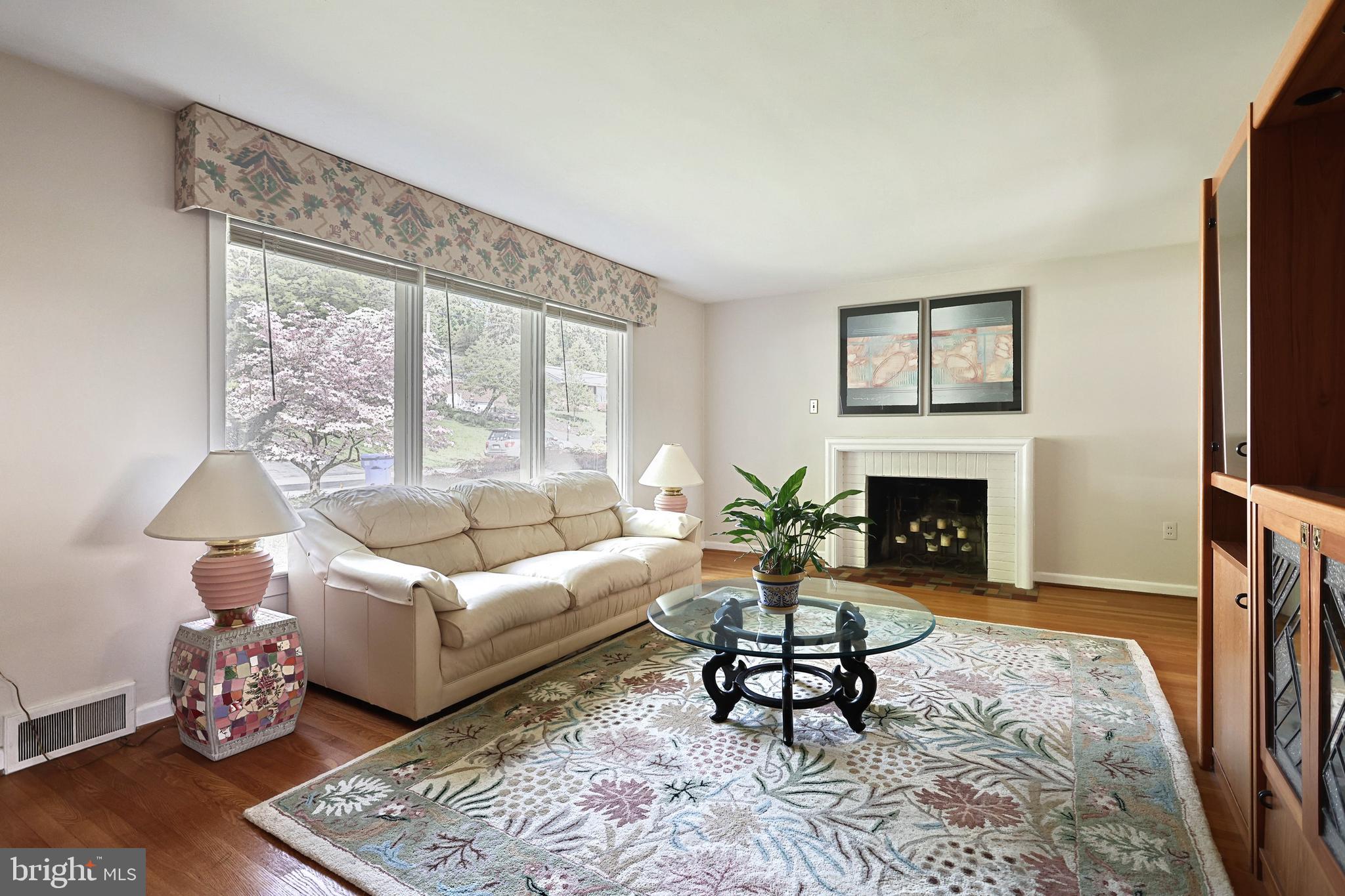 1495 Bonbar Road York, PA 17403 - Photo 5 of 43 Gallery Image 5