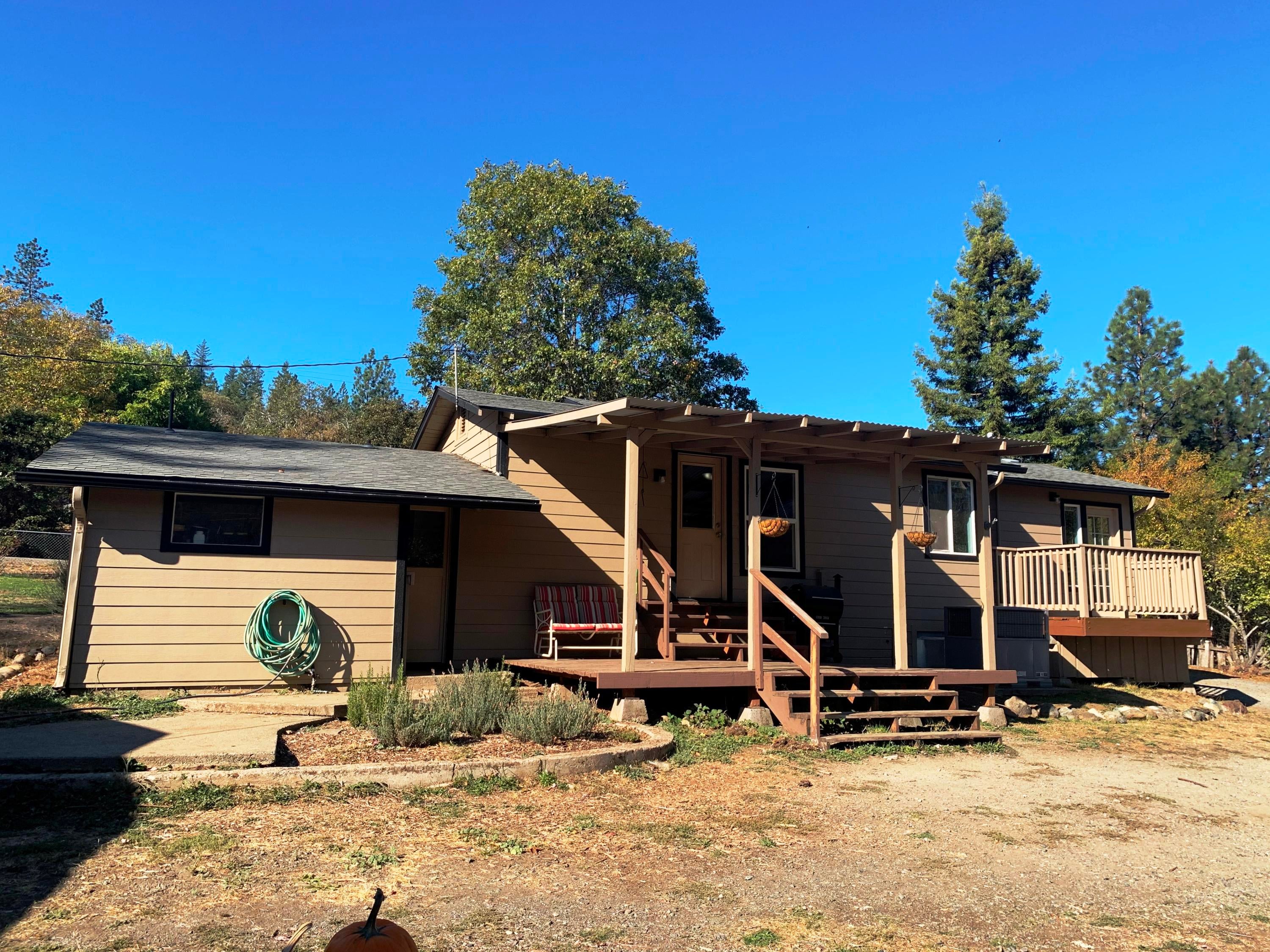 361 Homewood Road Grants Pass, OR 97527 - Photo 18 of 22 IMG_7880