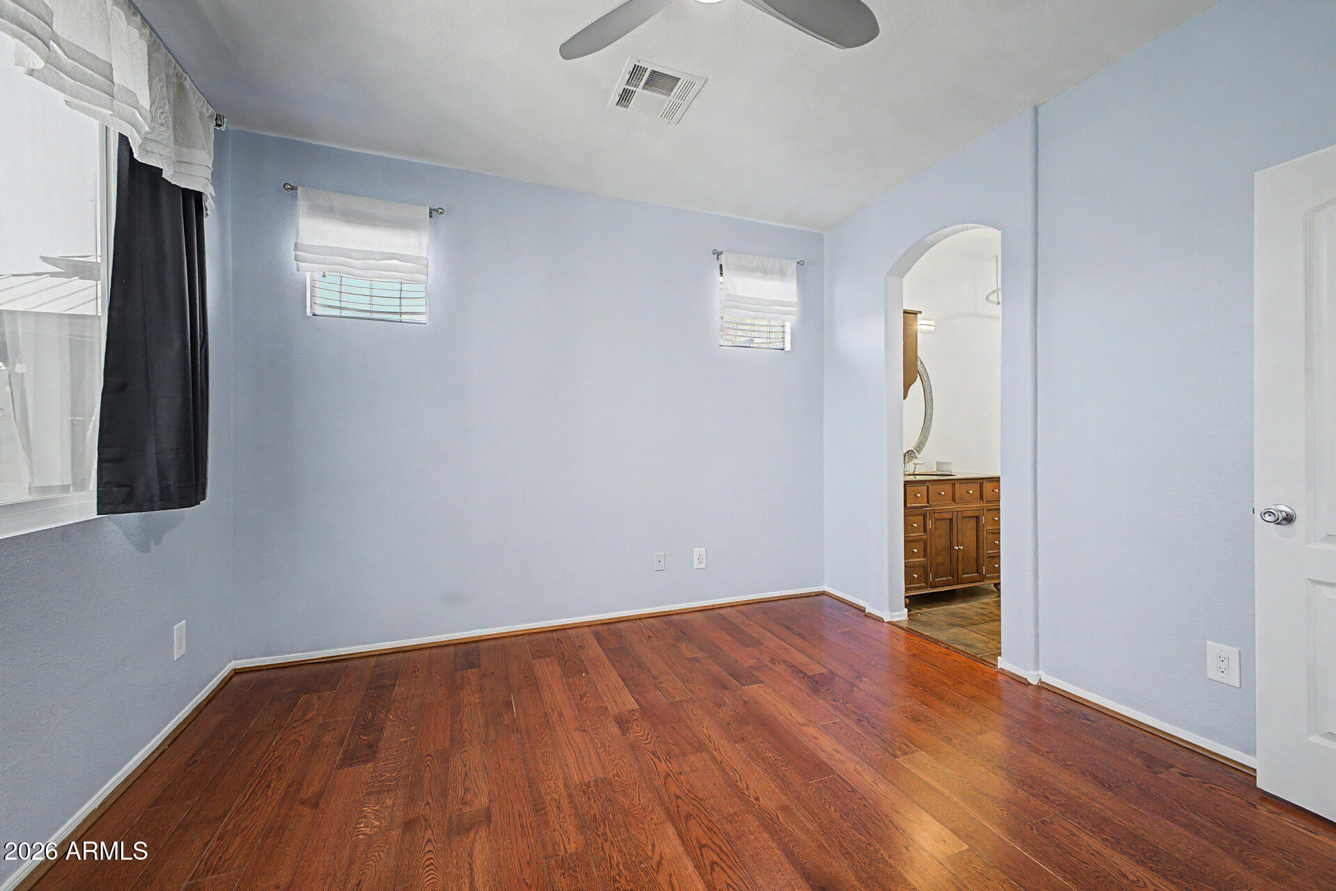 1225 Grenadine Road Phoenix, AZ 85040 - Photo 15 of 36