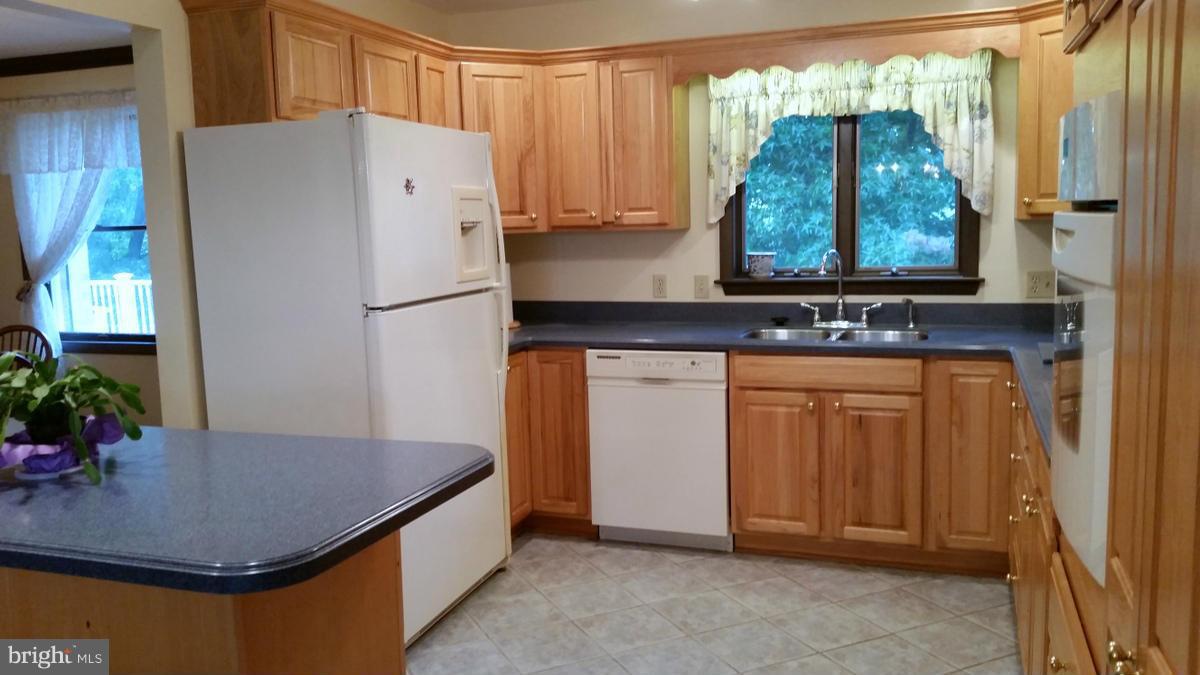 3370 Florence Road Woodbine, MD 21797 - Photo 5 of 29 Kitchen