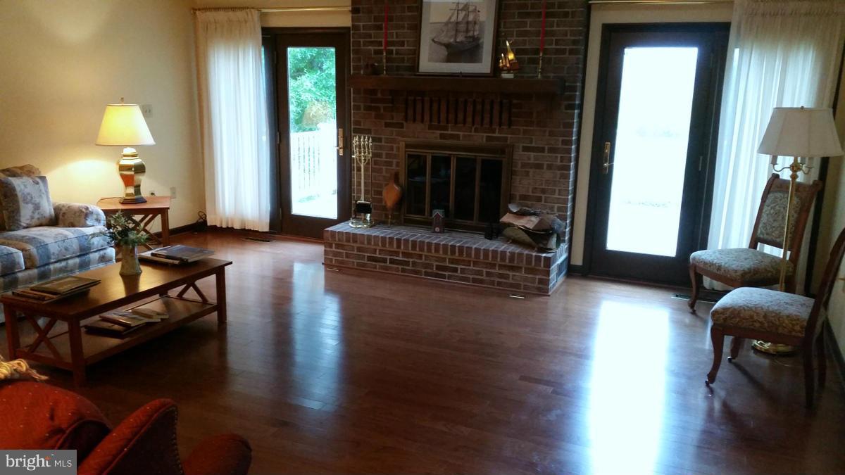 3370 Florence Road Woodbine, MD 21797 - Photo 8 of 29 Family Room