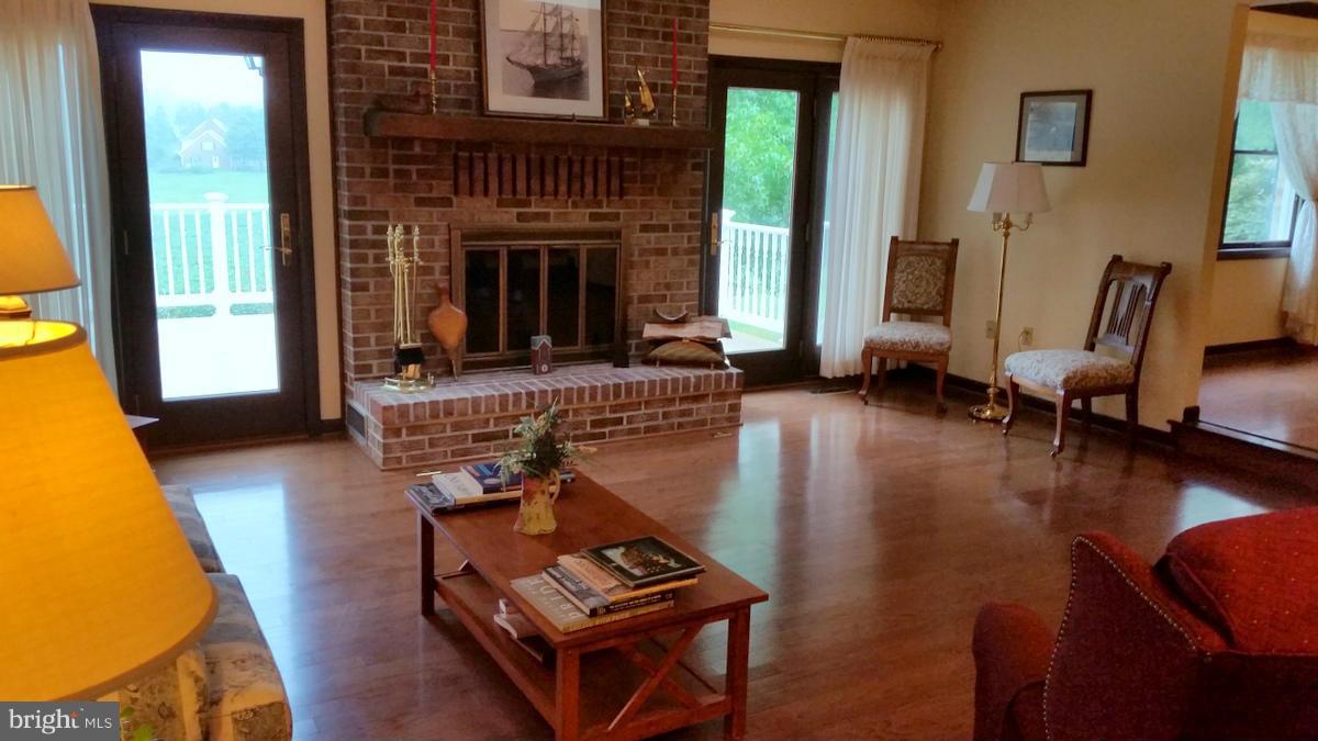 3370 Florence Road Woodbine, MD 21797 - Photo 9 of 29 Family Room