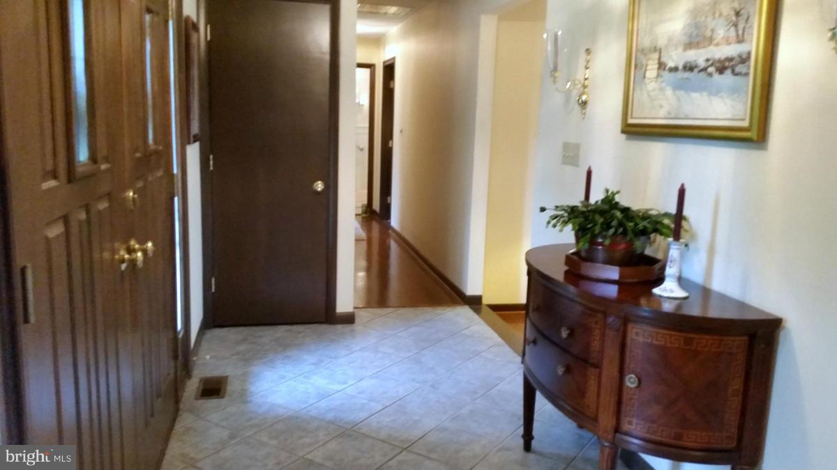 3370 Florence Road Woodbine, MD 21797 - Photo 10 of 29 Interior (General)