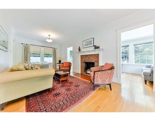 9 Lochland Road Boston, MA 02136 - Photo 5 of 29 Gallery Image 5