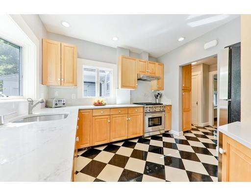 9 Lochland Road Boston, MA 02136 - Photo 8 of 29 Gallery Image 8