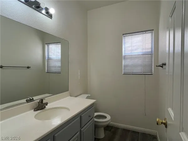$2,200 | 7891 Delta Oak Court, Las Vegas, NV 89147