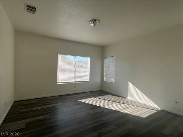 $2,200 | 7891 Delta Oak Court, Las Vegas, NV 89147