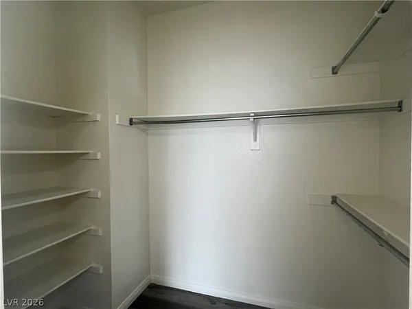 $2,200 | 7891 Delta Oak Court, Las Vegas, NV 89147