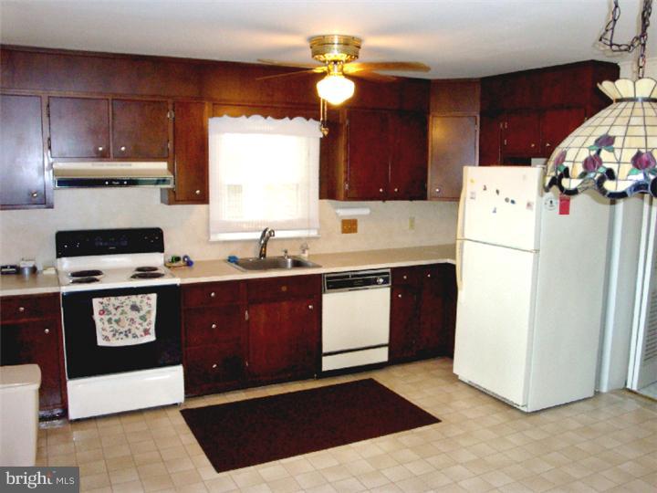 1024 Crestover Road Wilmington, DE 19803 - Photo 7 of 23 Gallery Image 7