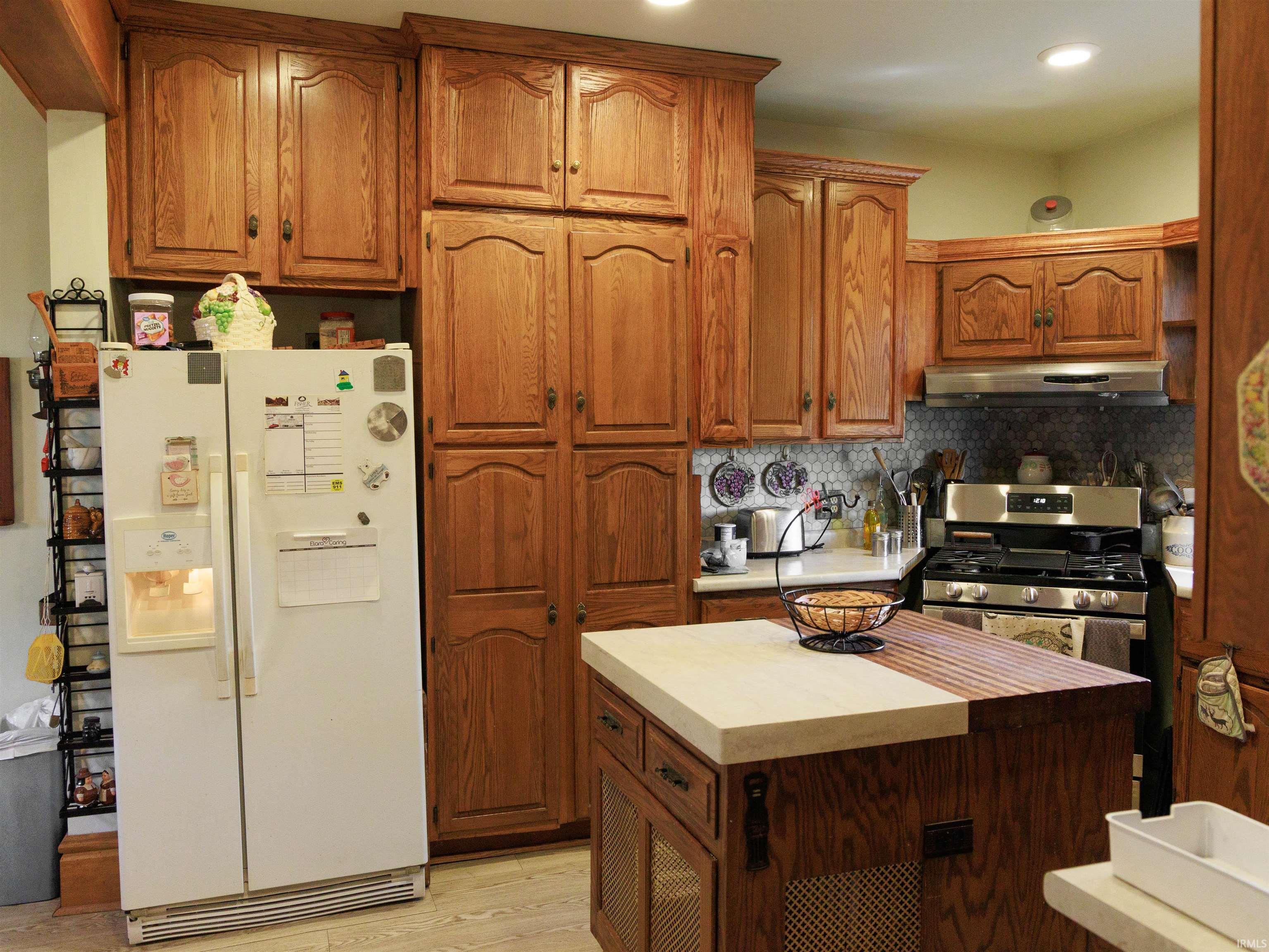 428 Bates Street Logansport, IN 46947 - Photo 12 of 36