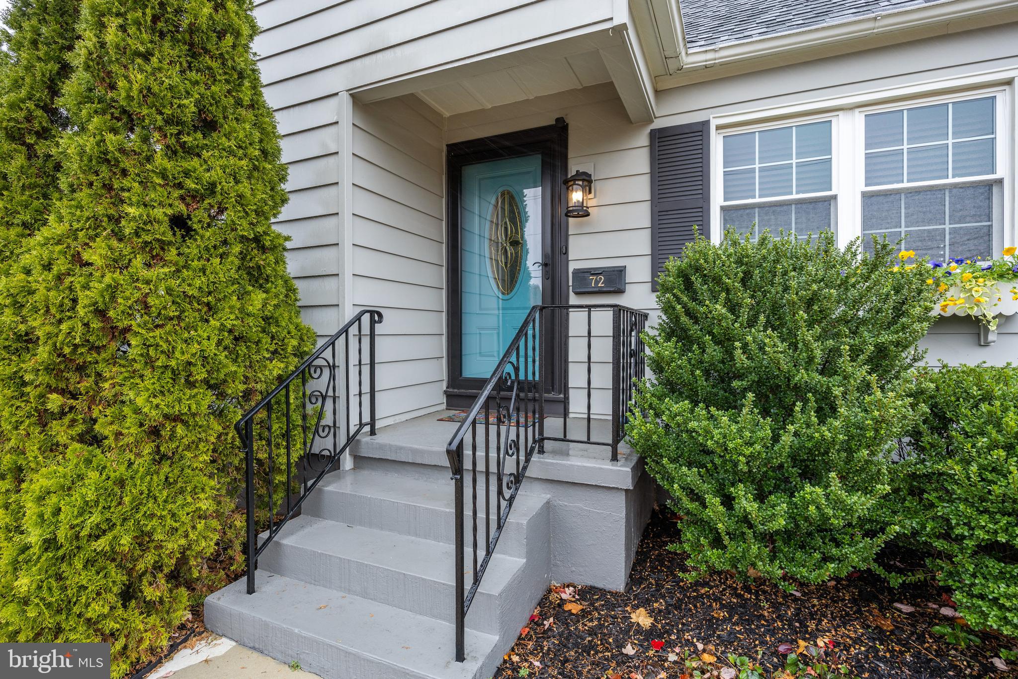 72 North Chester Avenue Riverside, NJ 08075 - Photo 5 of 29 Front Entry