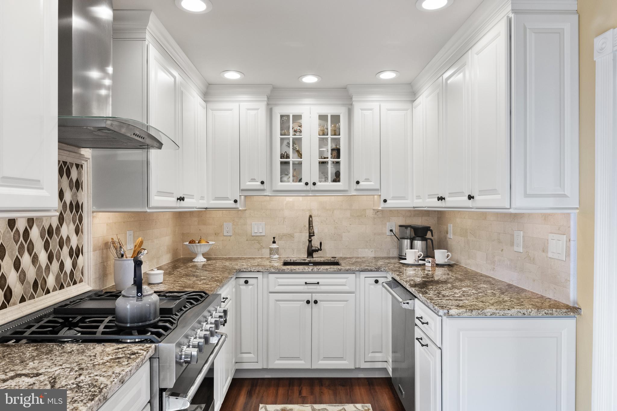72 North Chester Avenue Riverside, NJ 08075 - Photo 9 of 29 Kitchen