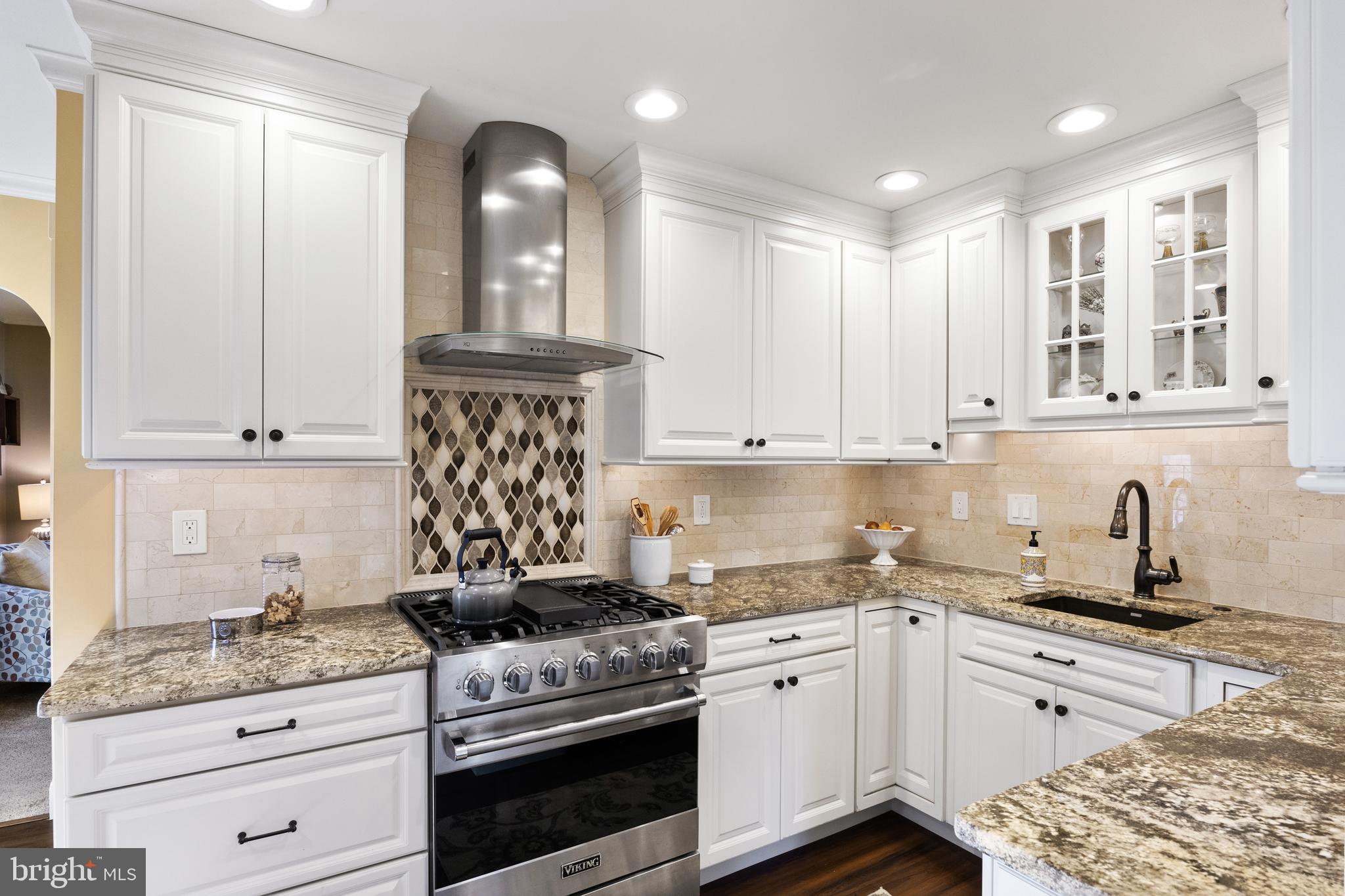 72 North Chester Avenue Riverside, NJ 08075 - Photo 10 of 29 Kitchen