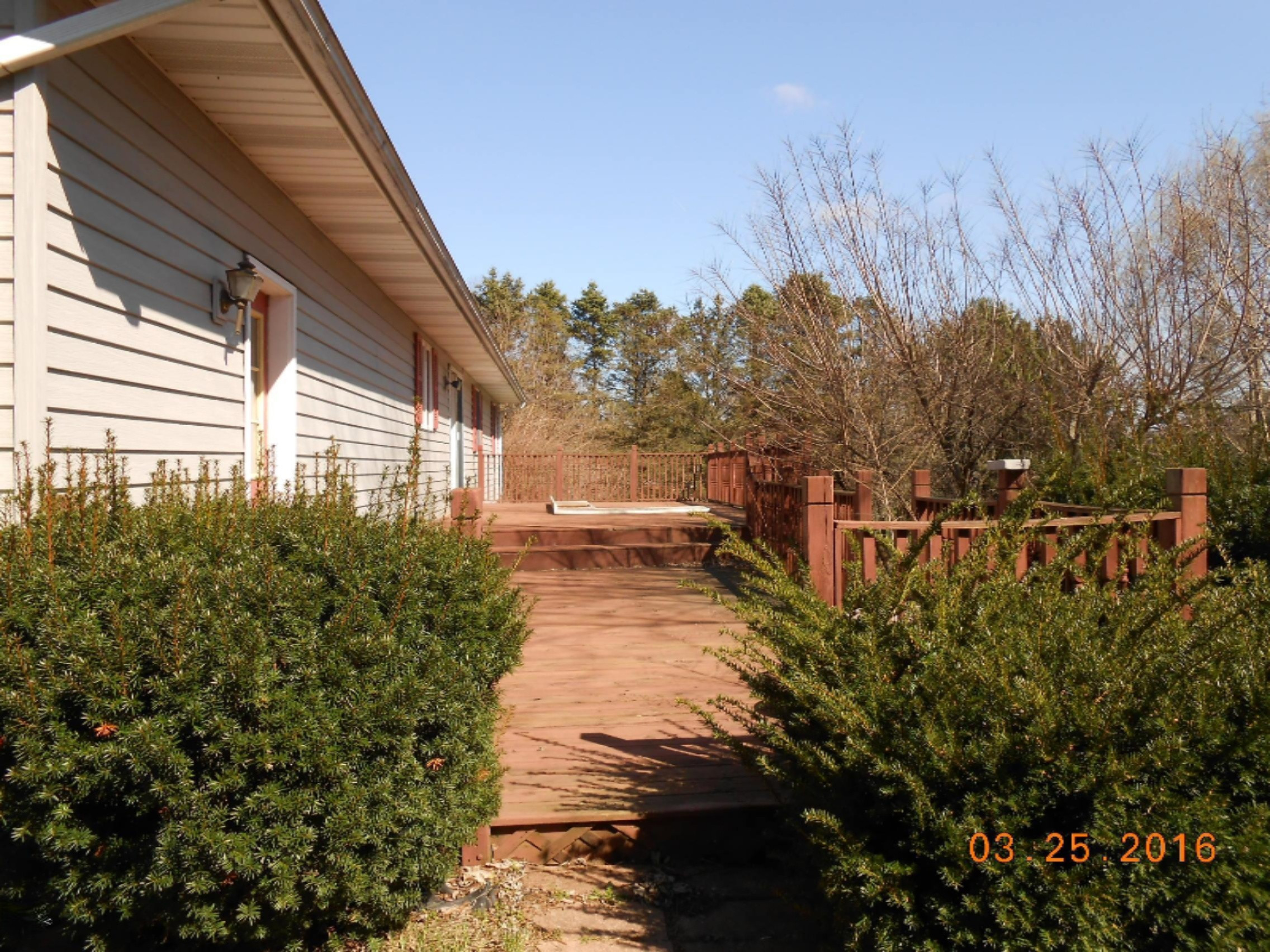 6164 Scherr Road Berrien Springs, MI 49103 - Photo 3 of 13 DSCN1865