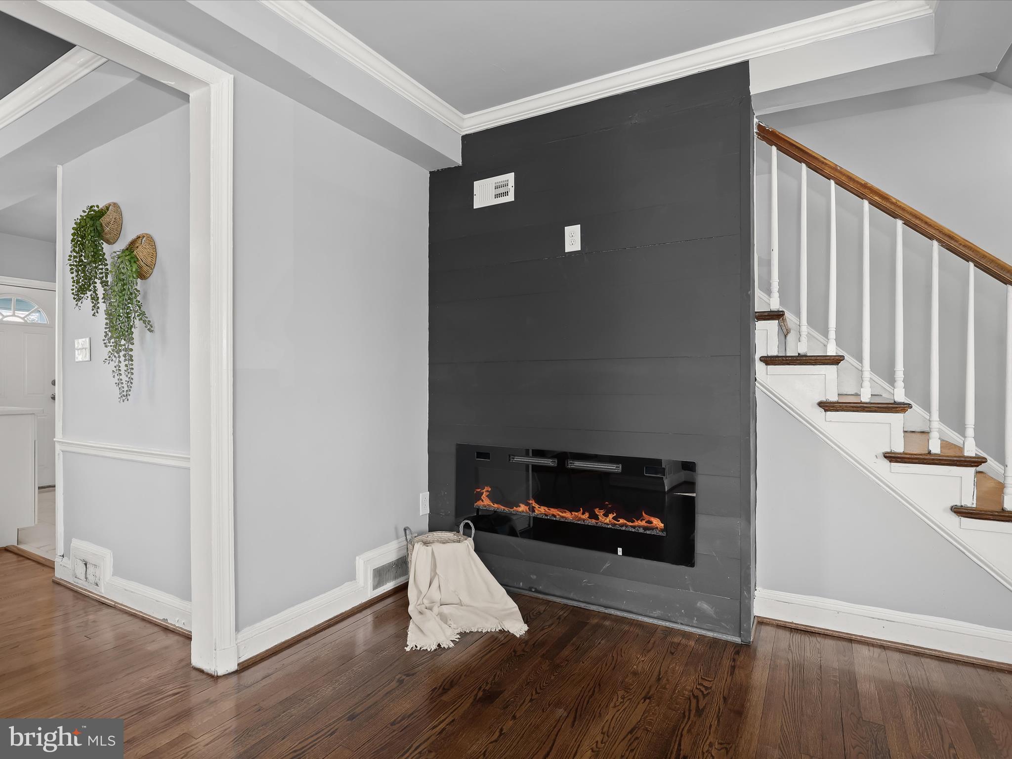1350 Pentwood Road Baltimore, MD 21239 - Photo 9 of 37 a living room with wooden floor