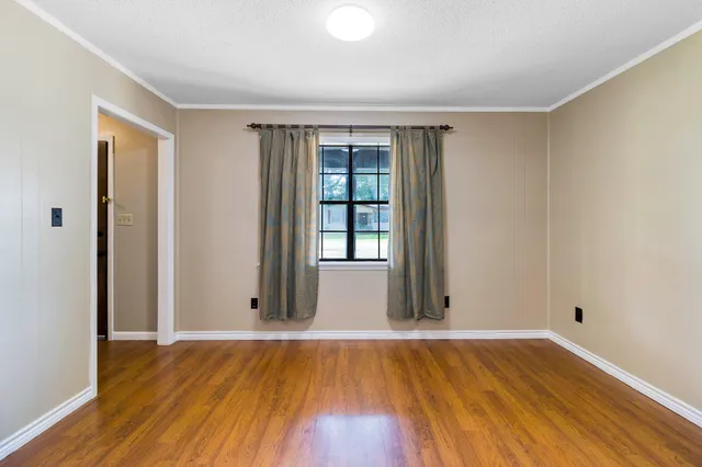 $240,000 | 108 West Viser Street, Madisonville, TX 77864