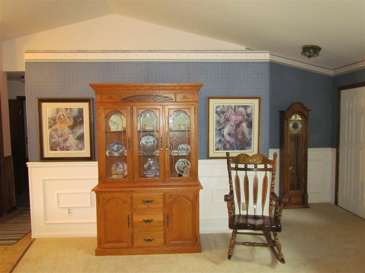 5486 Clarkston Road Clarkston, MI 48348 - Photo 7 of 31 31377006-6.JPG