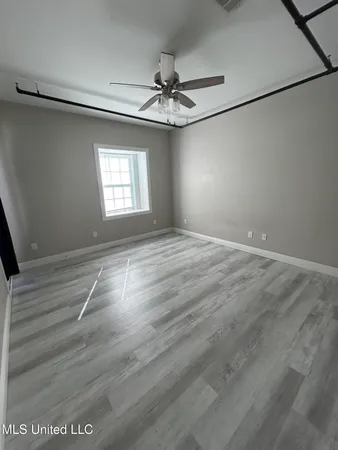 $1,300 | 902 Howard Avenue, Unit 6, Biloxi, MS 39530