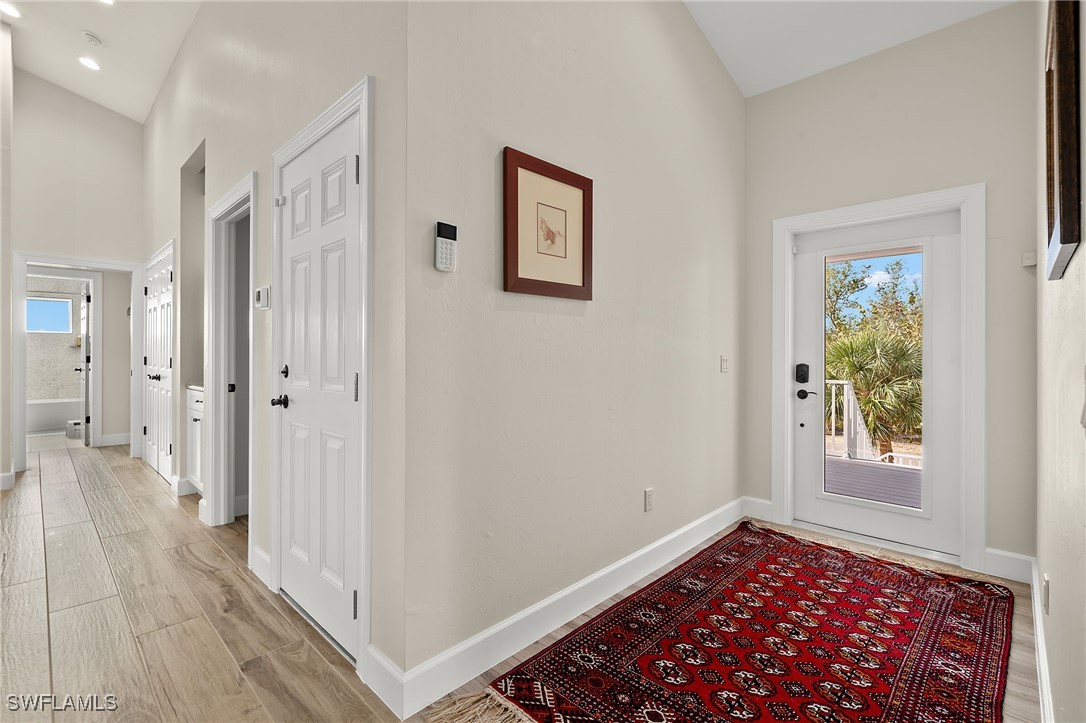 1048 Fish Crow Road Sanibel, FL 33957 - Photo 4 of 43 Gallery Image 4