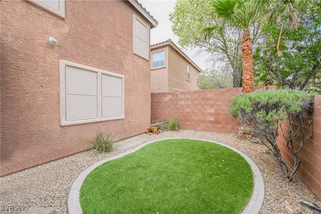 $2,535 | 764 La Tosca Street, Las Vegas, NV 89138