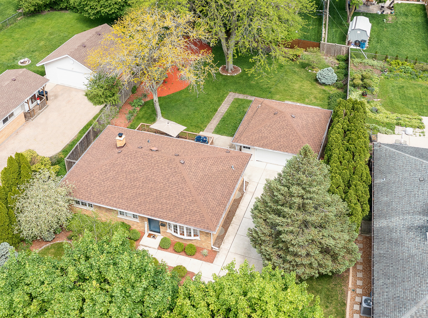 247 East Schick Road Bloomingdale, IL 60108 - Photo 6 of 26
