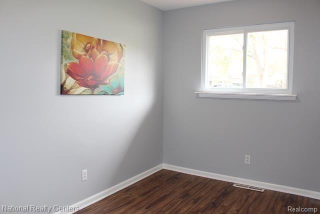 2408 Eastern Avenue Rochester Hills, MI 48307 - Photo 21 of 22