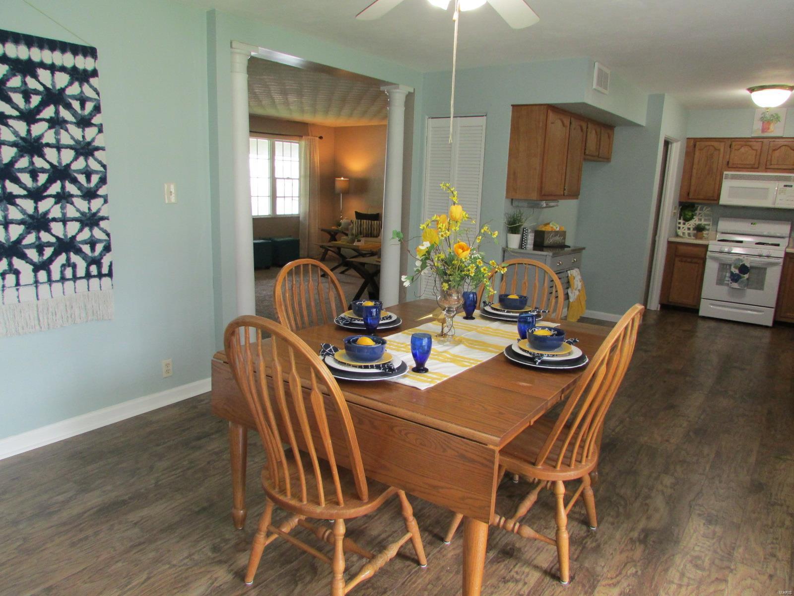 202 Doerr Street Roxana, IL 62084 - Photo 7 of 57