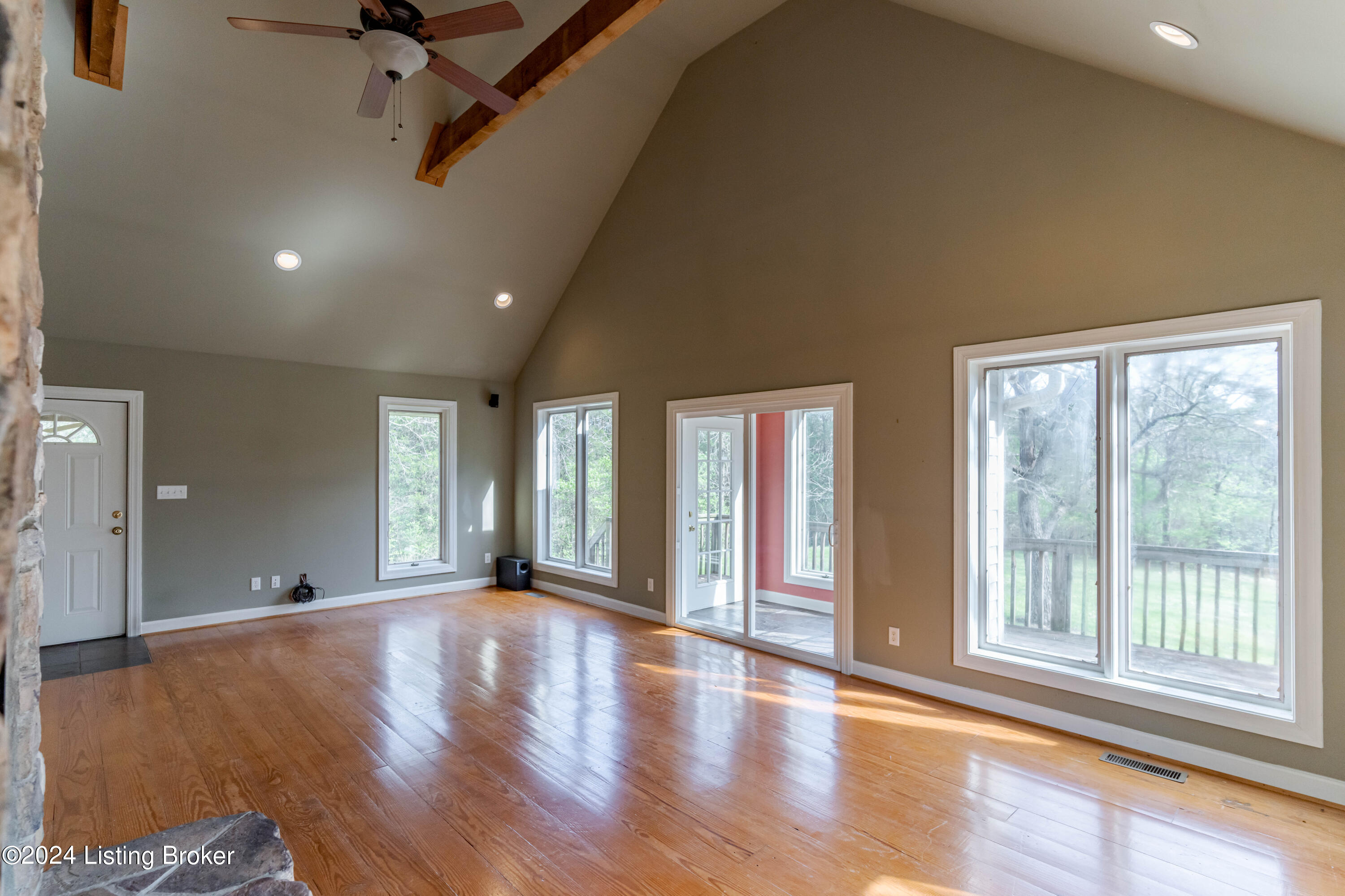 10203 Back Run Road Louisville, KY 40299 - Photo 7 of 109 DSC07178