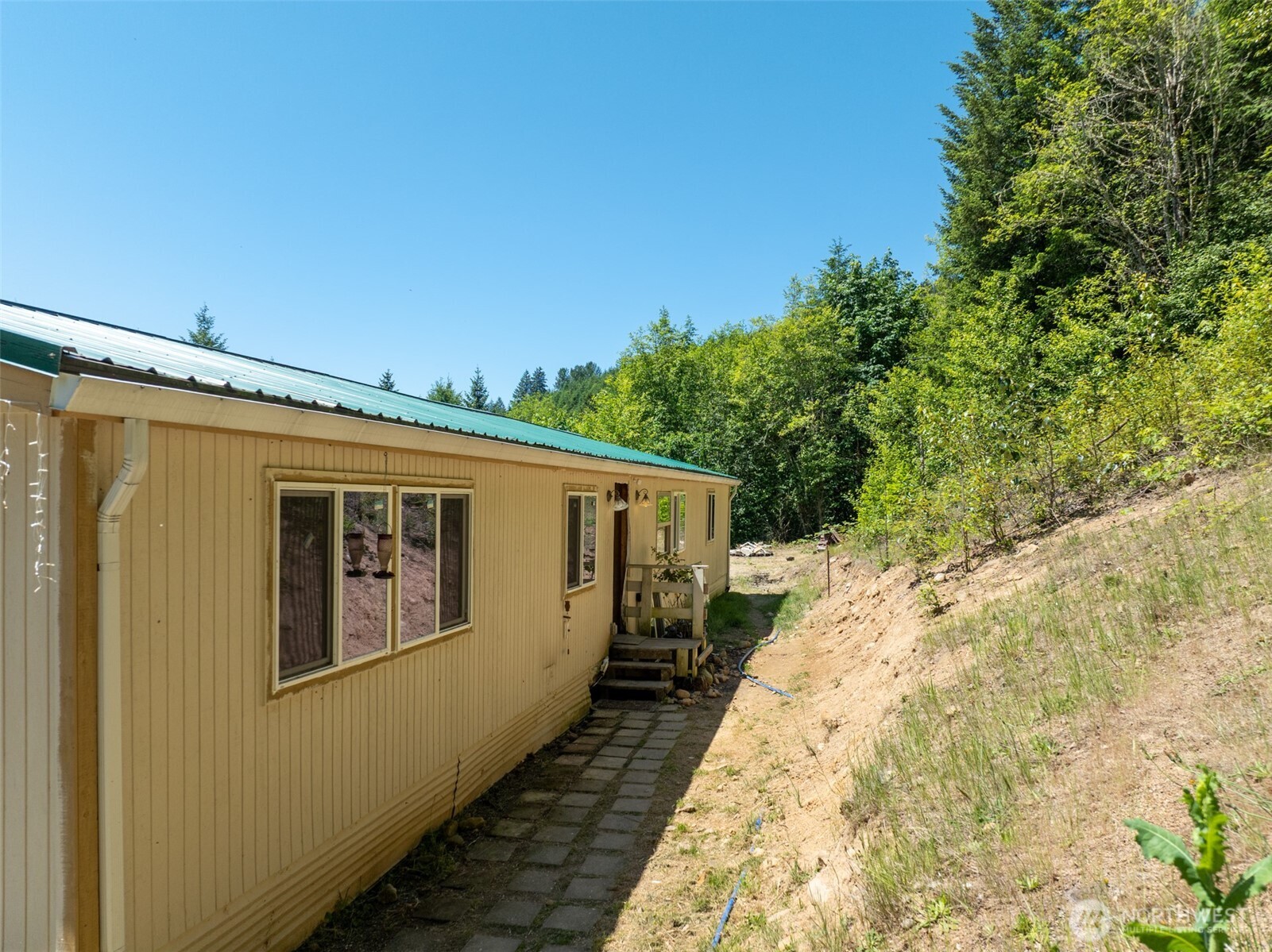 5530 Lewis River Road Ariel, WA 98603 - Photo 6 of 38 Gallery Image 6