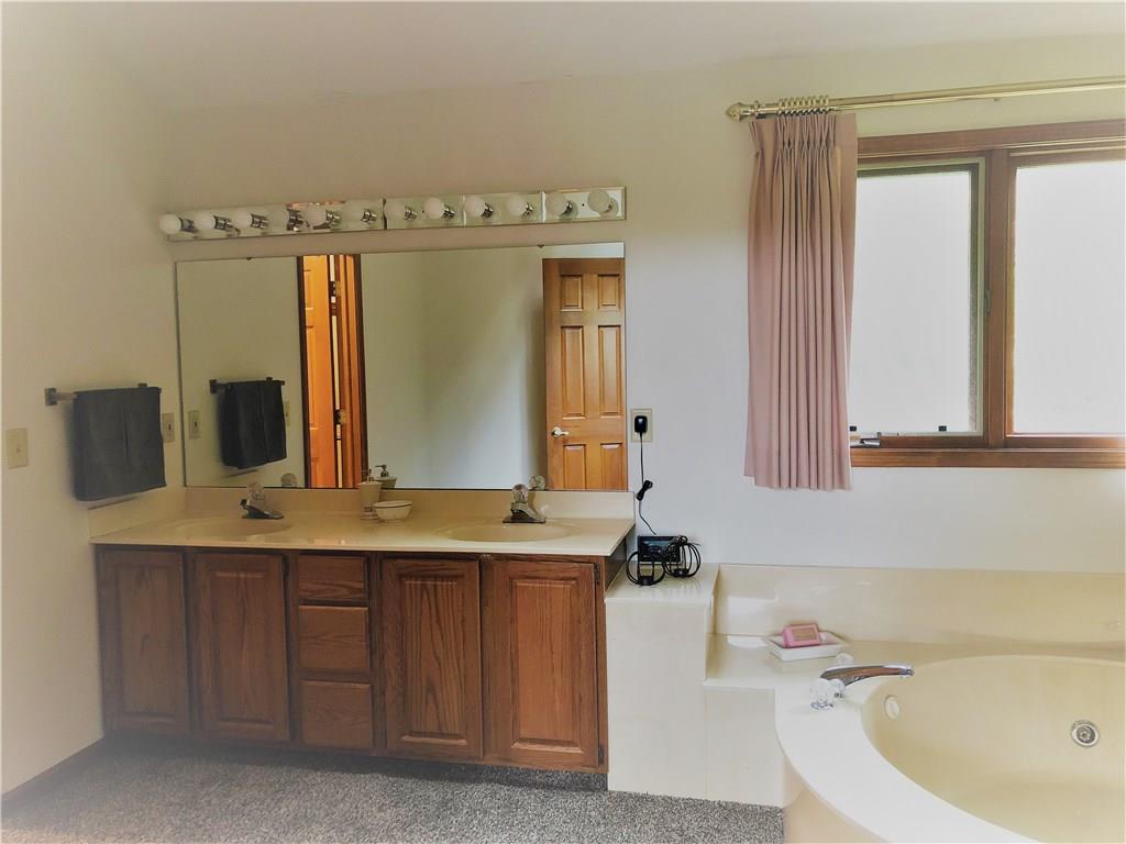8920 Promontory Road Indianapolis, IN 46236 - Photo 20 of 29 Gallery Image 20