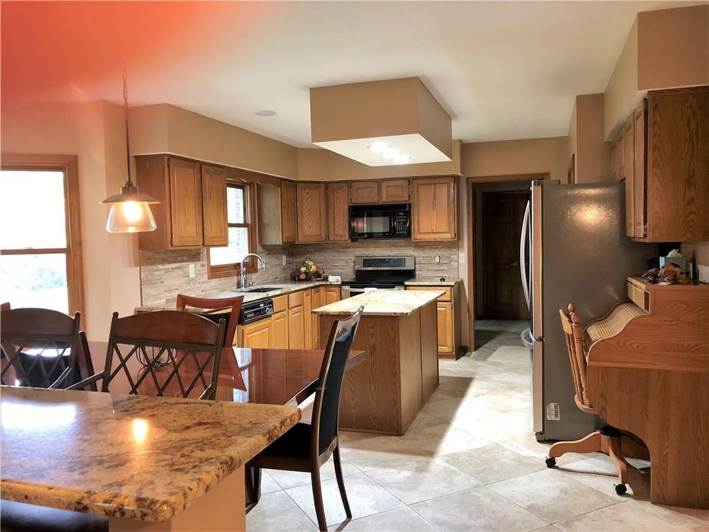 8920 Promontory Road Indianapolis, IN 46236 - Photo 8 of 29 Gallery Image 8