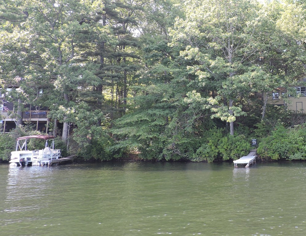 69 South Shore Road Webster, MA 01570 - Photo 1 of 3 Gallery Image 1