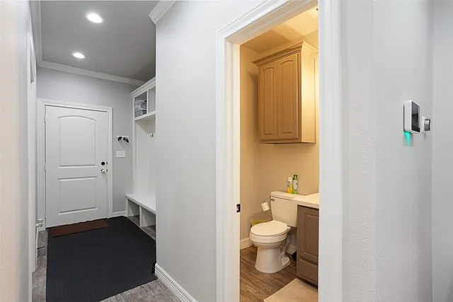 $332,000 | 7495 Broussard Road, Beaumont, TX 77713