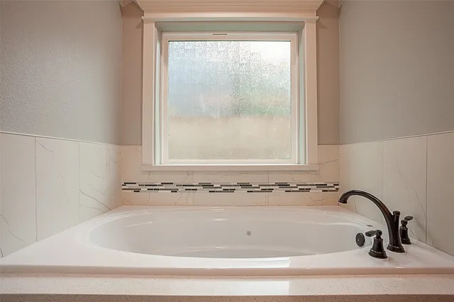 $332,000 | 7495 Broussard Road, Beaumont, TX 77713