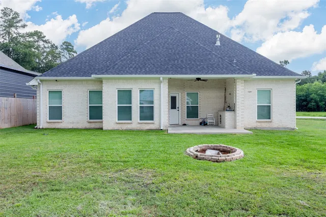 $332,000 | 7495 Broussard Road, Beaumont, TX 77713