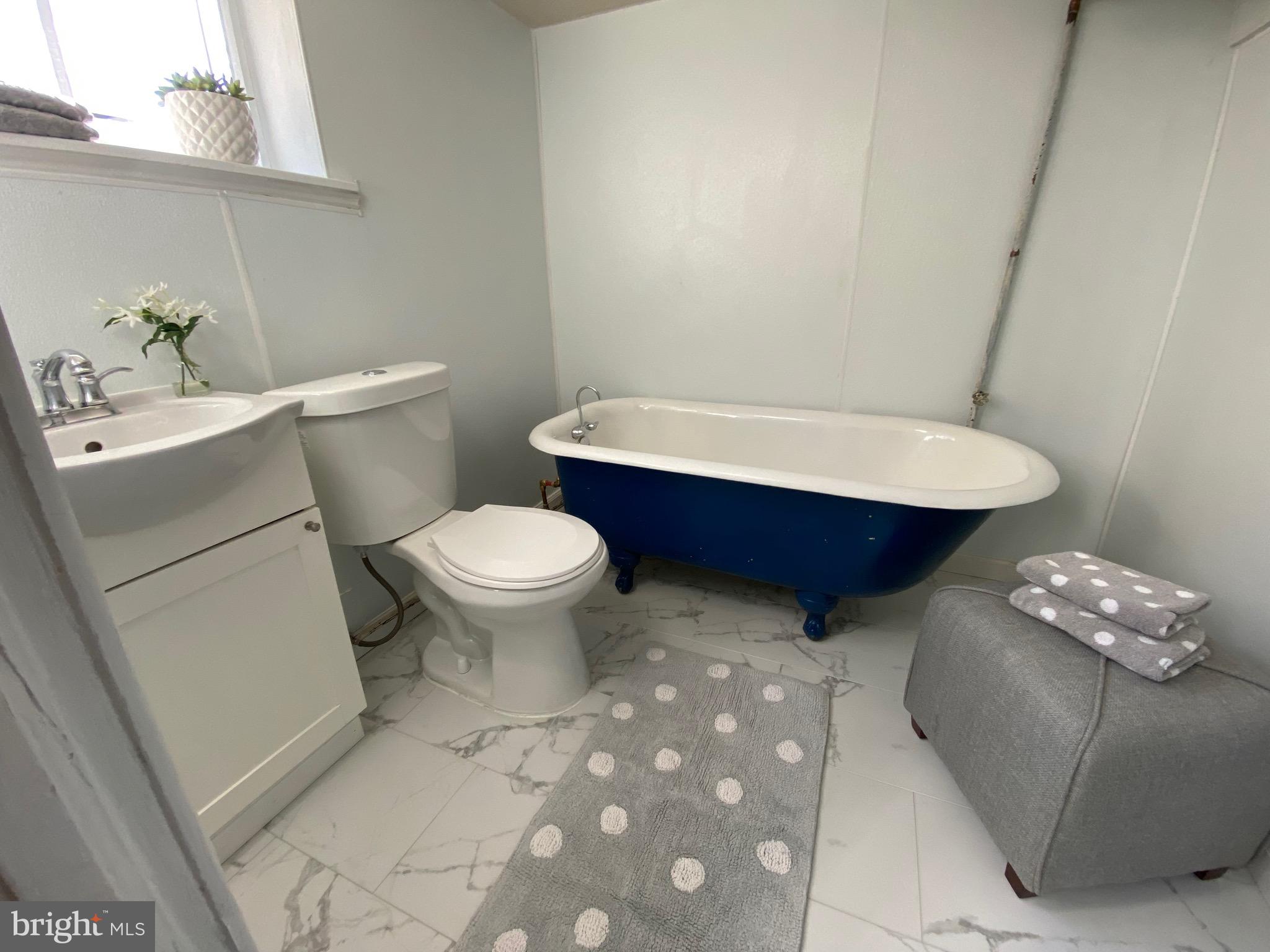 512 Murdock Road Baltimore, MD 21212 - Photo 54 of 70 Lower level bath