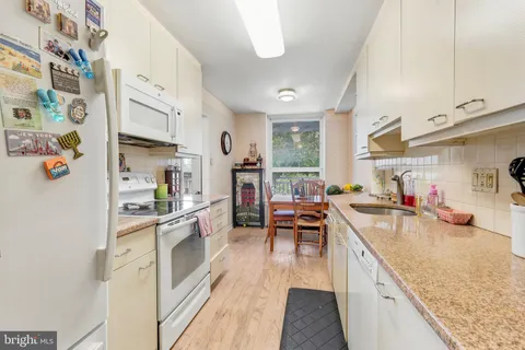 $399,000 | 41 Conshohocken State Road, Unit 503, Bala Cynwyd, PA 19004