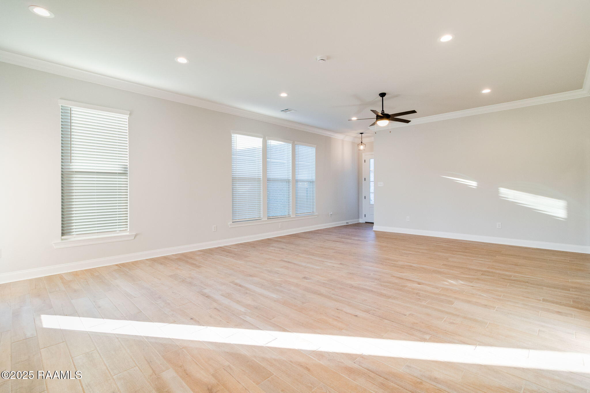 104 Ridley Lane Youngsville, LA 70592 - Photo 4 of 18 LIVING ROOM