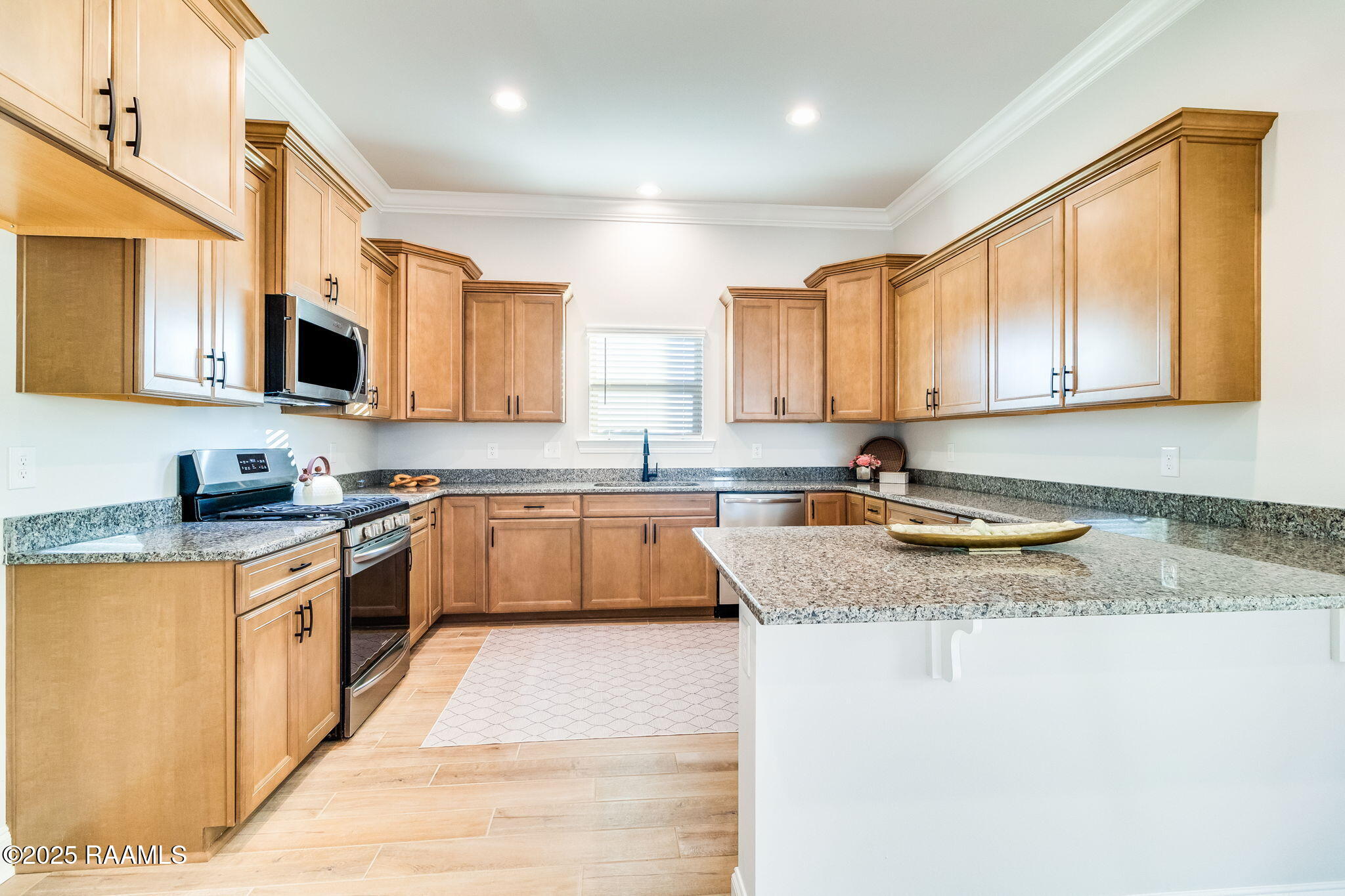 104 Ridley Lane Youngsville, LA 70592 - Photo 5 of 18 KITCHEN