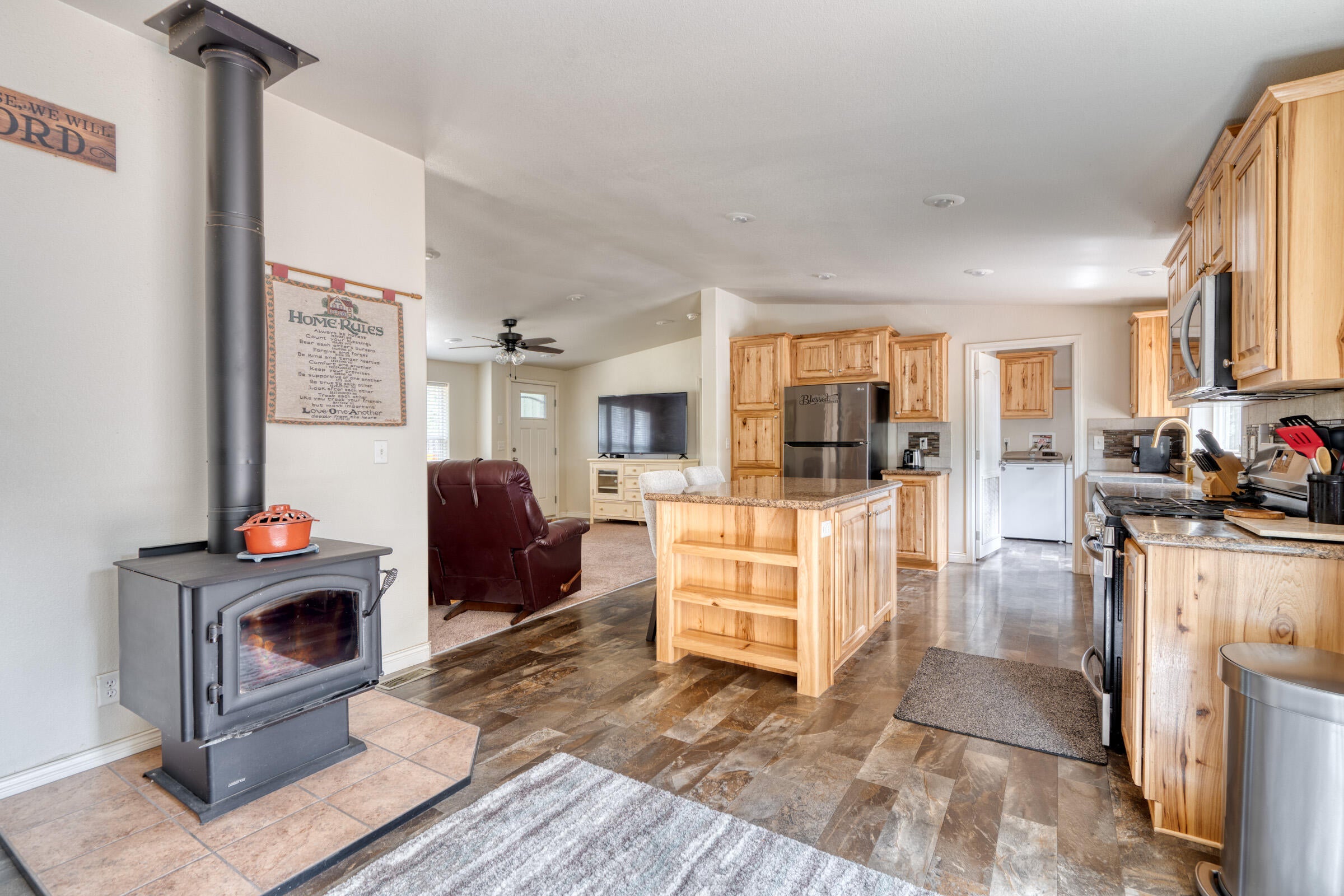 52648 Ammon Road La Pine, OR 97739 - Photo 11 of 44 132_Ammon Rd_Pro Property Photos_Bend Re